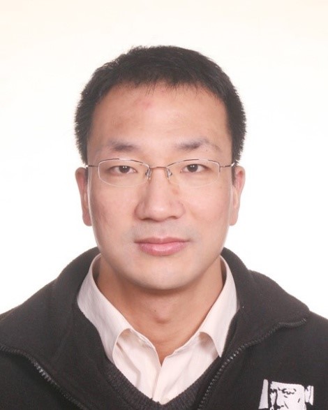 梁东方.jpg